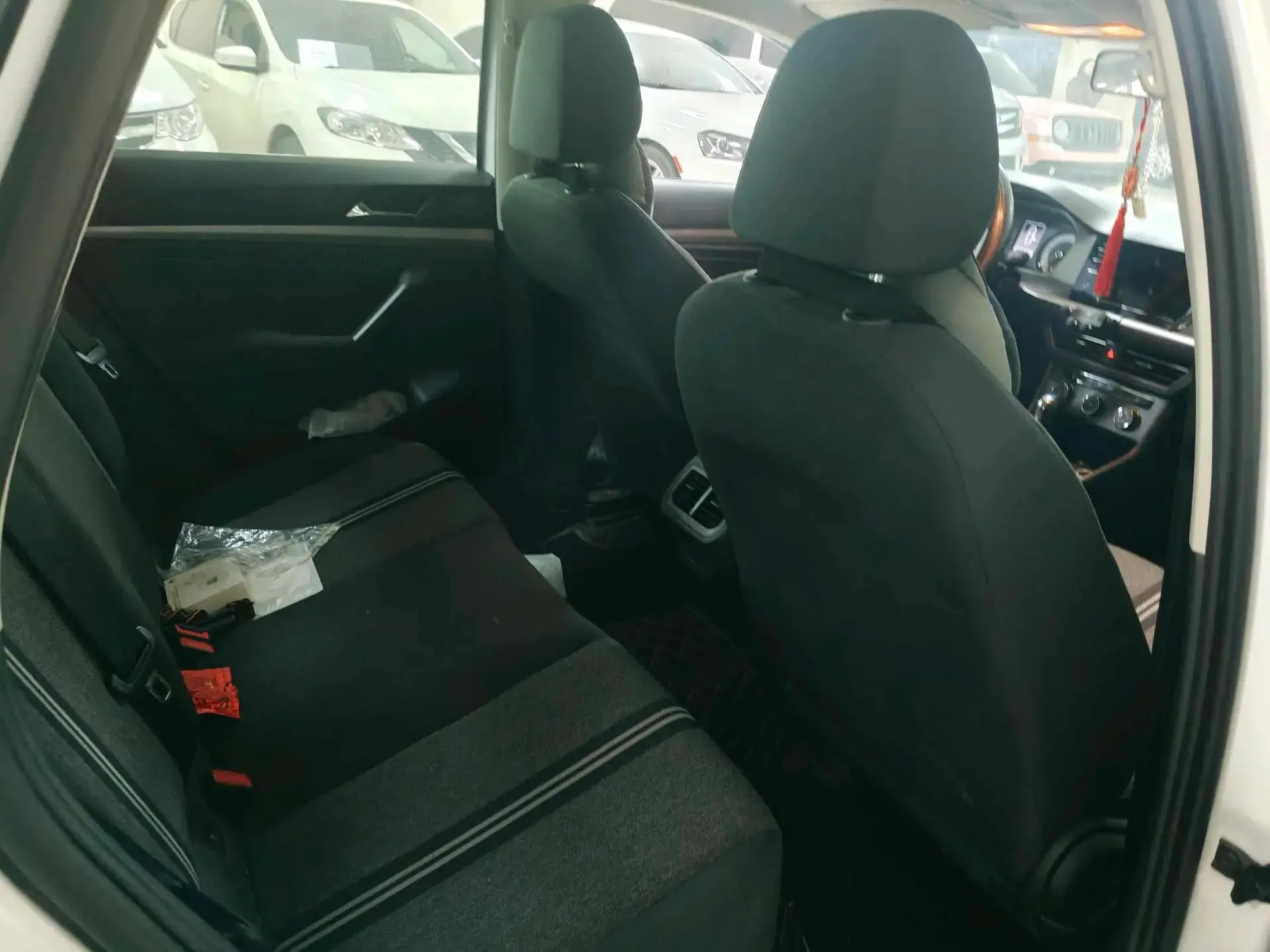 2021 VOLKSWAGEN LAVIDA thumbnail 2