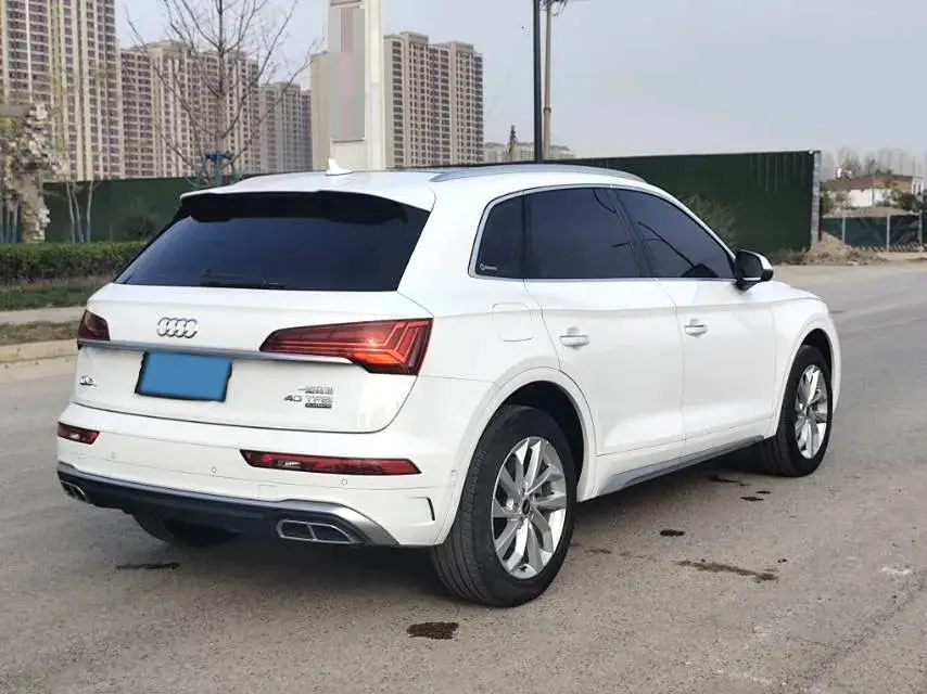 2022 AUDI Q5L thumbnail 3