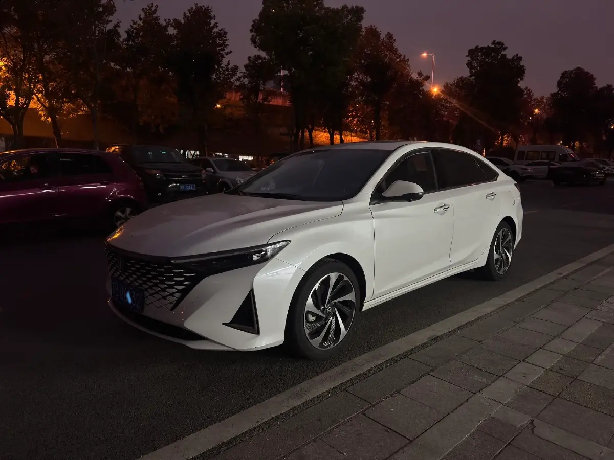 2023 ChangAn Raeton Plus 1.5T 188HP L4 7DCT