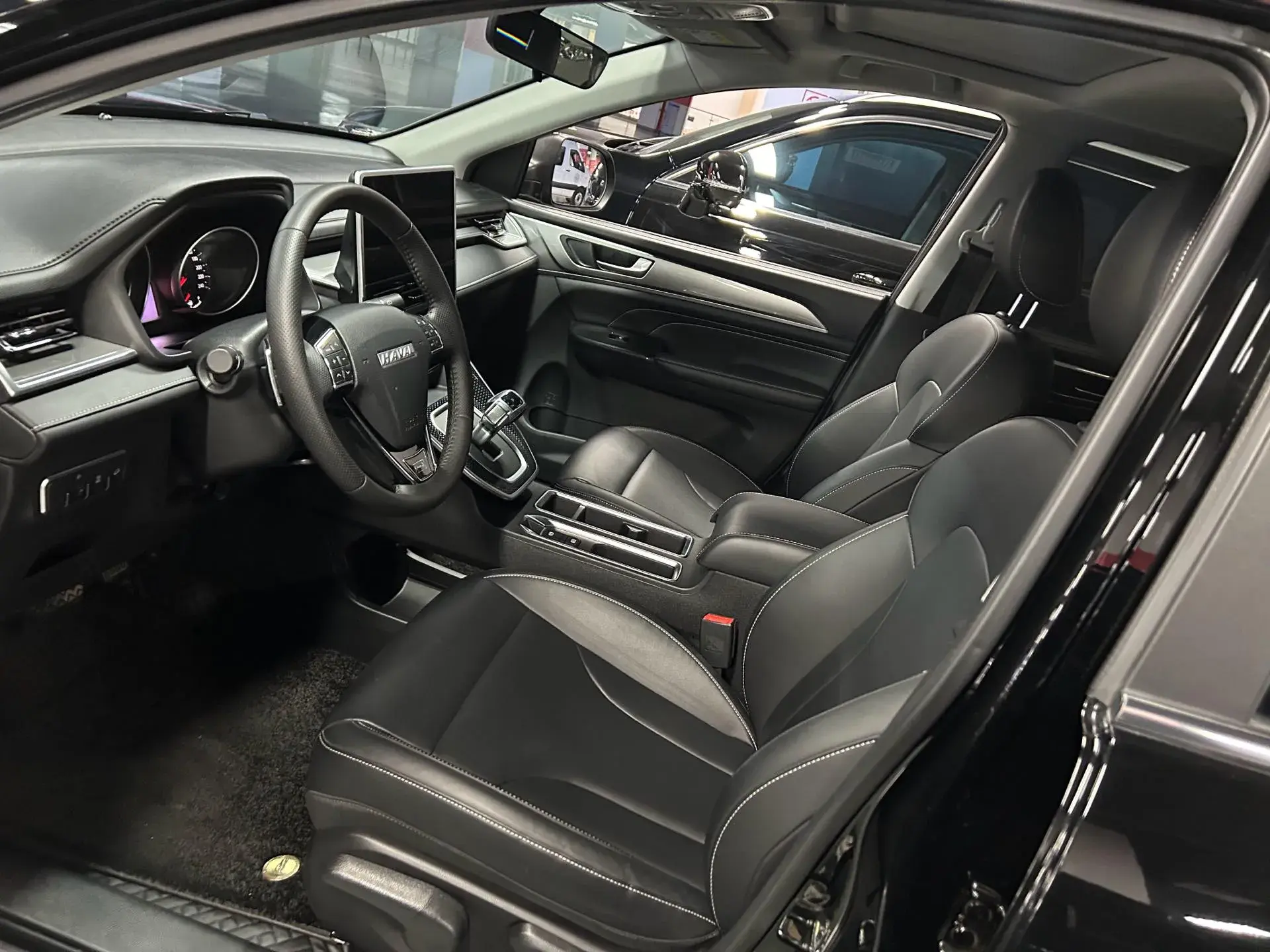 2023 HAVAL M6 thumbnail 4