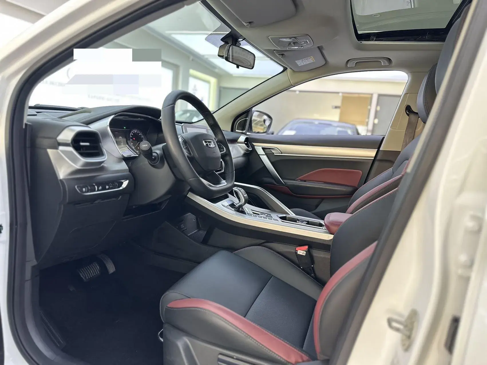 2020 GEELY COOLRAY thumbnail 2