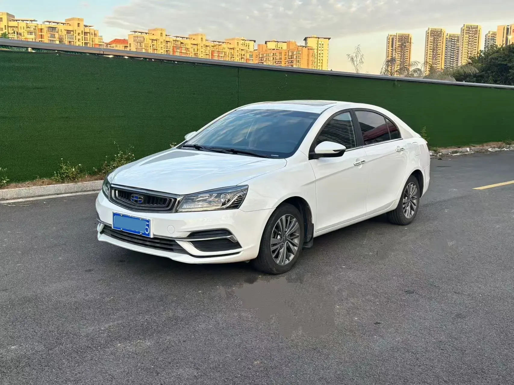 2018 GEELY EMGRAND view 1