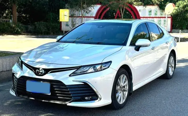 2021 TOYOTA CAMRY view 1