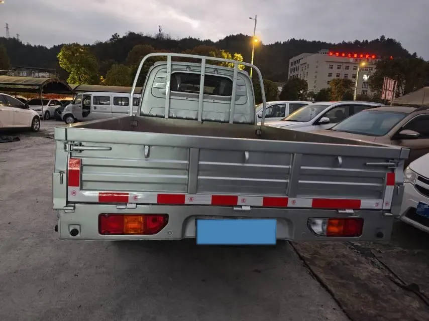 2022 WuLing RongGuang New Truck 1.8L 125HP L4 5MT,autocango,china used car exporter,china ev exporter,chinese used car exporter,chinese used ev exporter