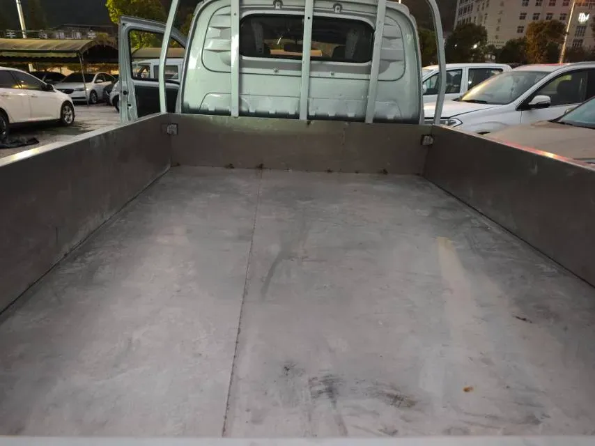 2022 WuLing RongGuang New Truck 1.8L 125HP L4 5MT,autocango,china used car exporter,china ev exporter,chinese used car exporter,chinese used ev exporter