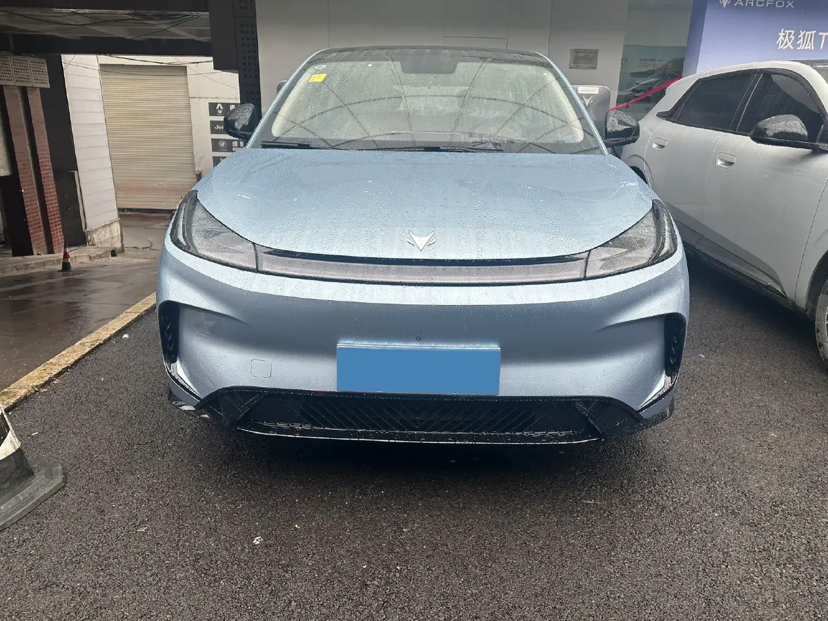 2025 ARCFOX T1 BEV,autocango,china used car exporter,china ev exporter,chinese used car exporter,chinese used ev exporter