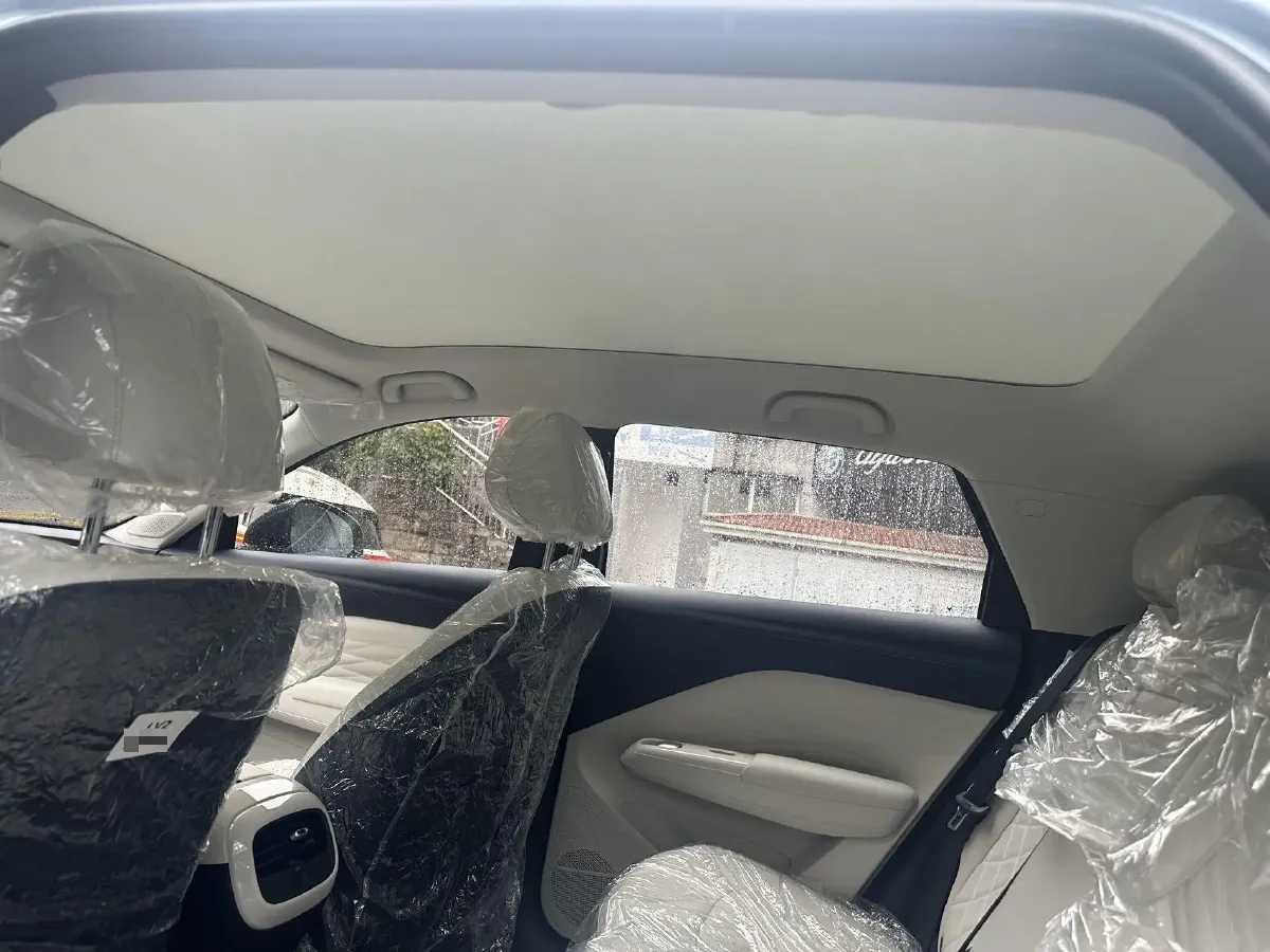 2025 ARCFOX T1 BEV,autocango,china used car exporter,china ev exporter,chinese used car exporter,chinese used ev exporter