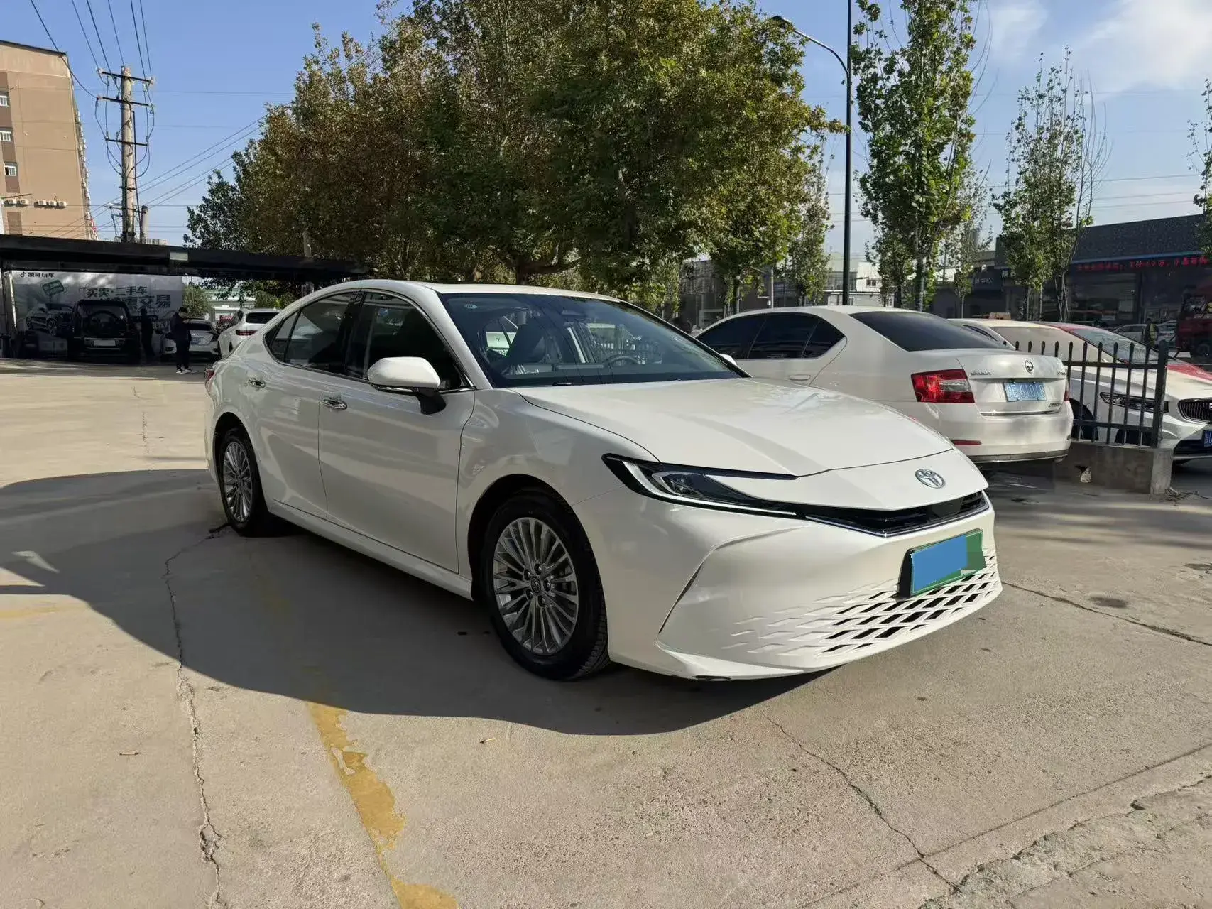 2023 TOYOTA CAMRY thumbnail 3