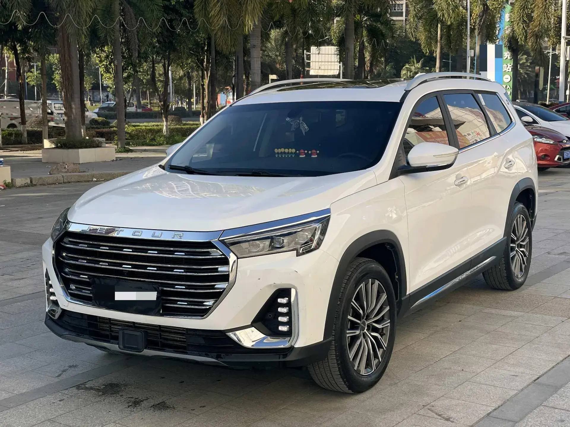 2021 JETOUR X90 view 1