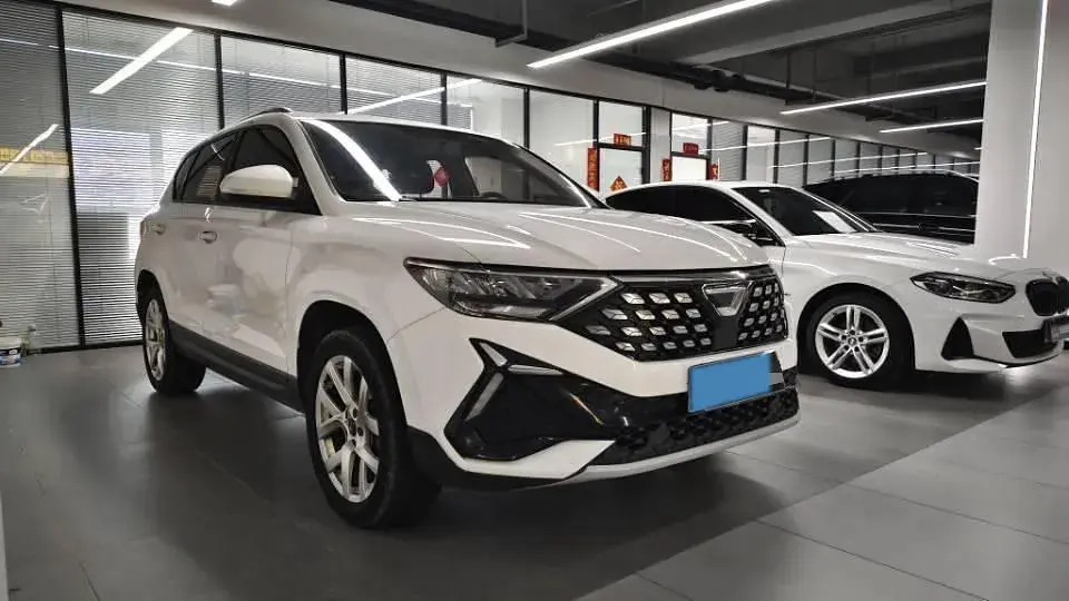 2023 JETTA VS5 thumbnail 2