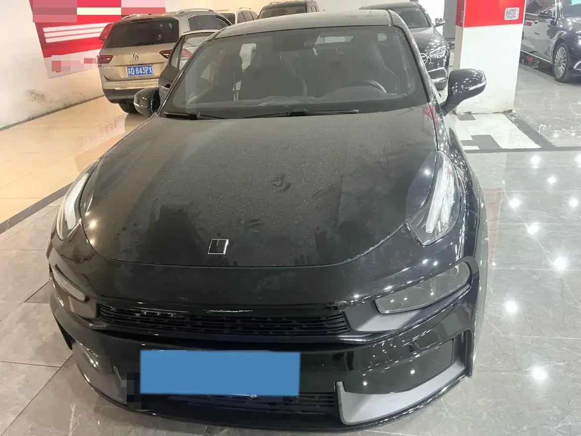 2019 LYNK&CO 03 thumbnail 2