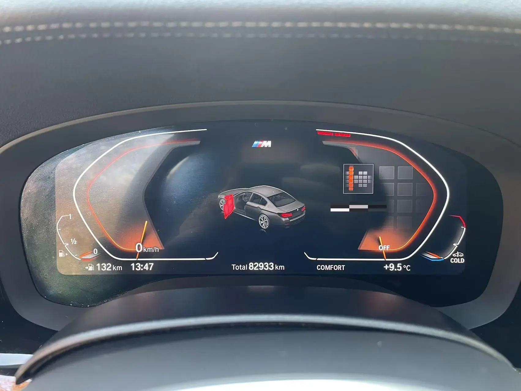 2022 BMW 5 thumbnail 4