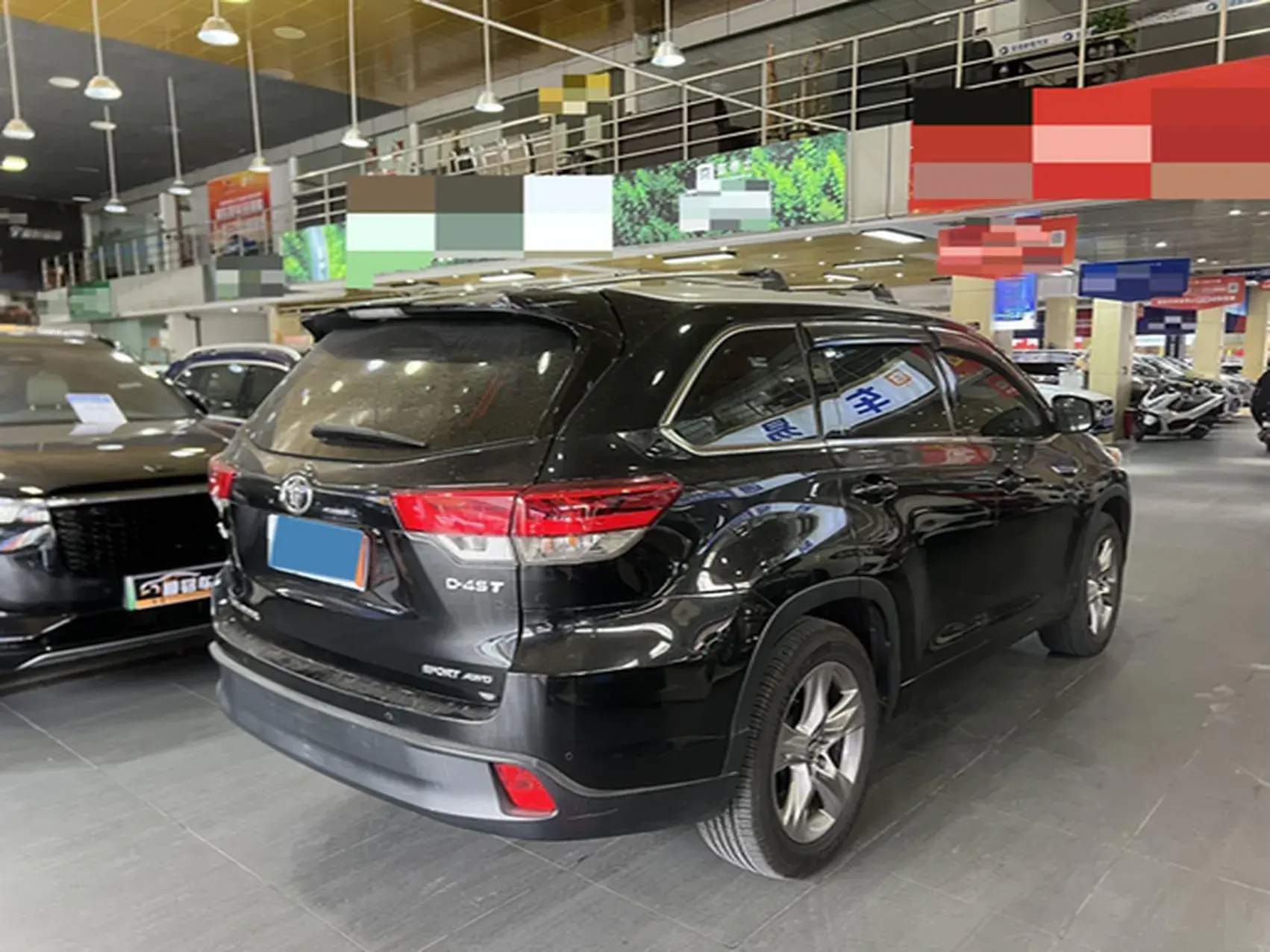 2021 TOYOTA HIGHLANDER thumbnail 4