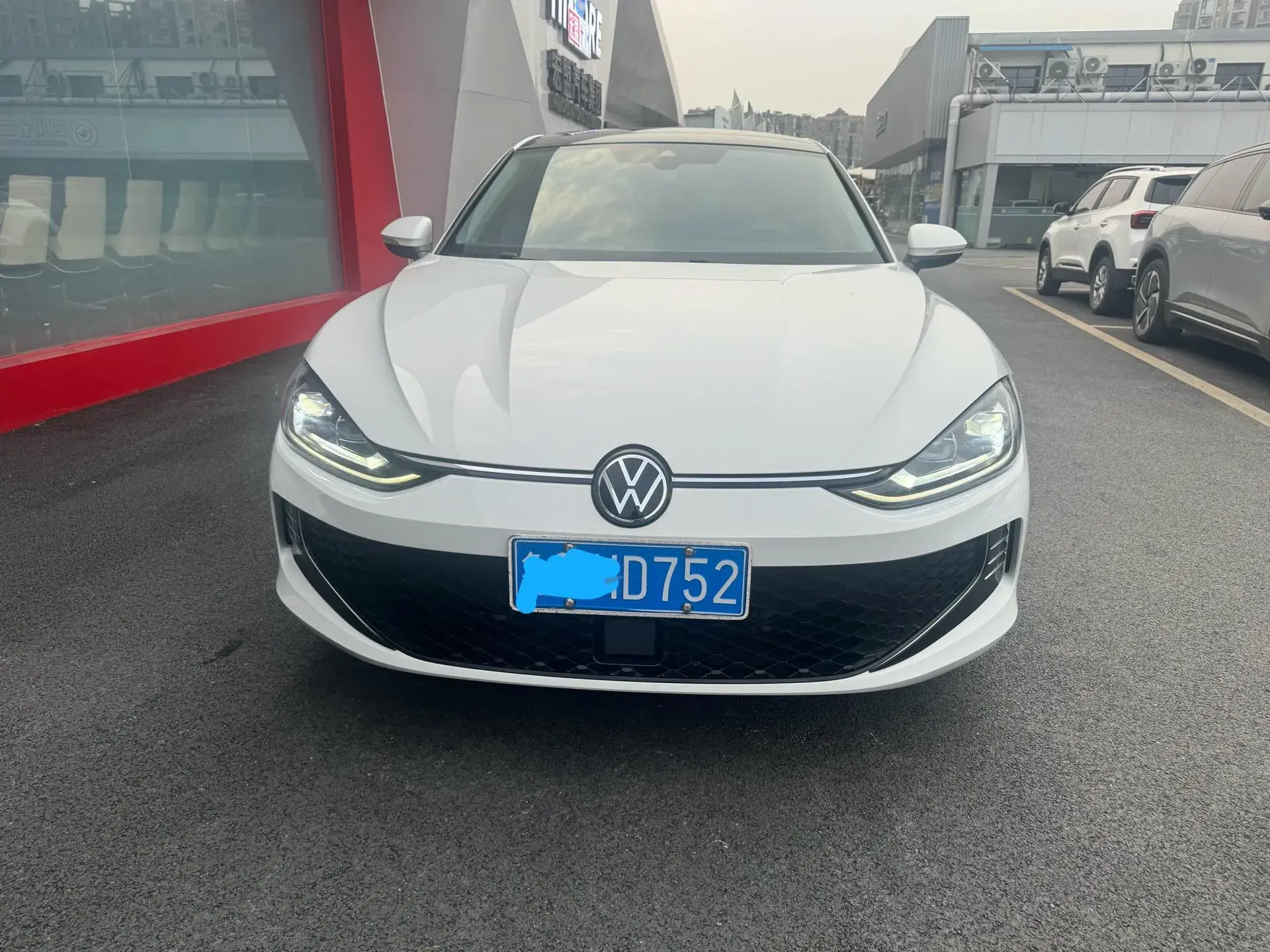 2023 VOLKSWAGEN LAMANDO thumbnail 2