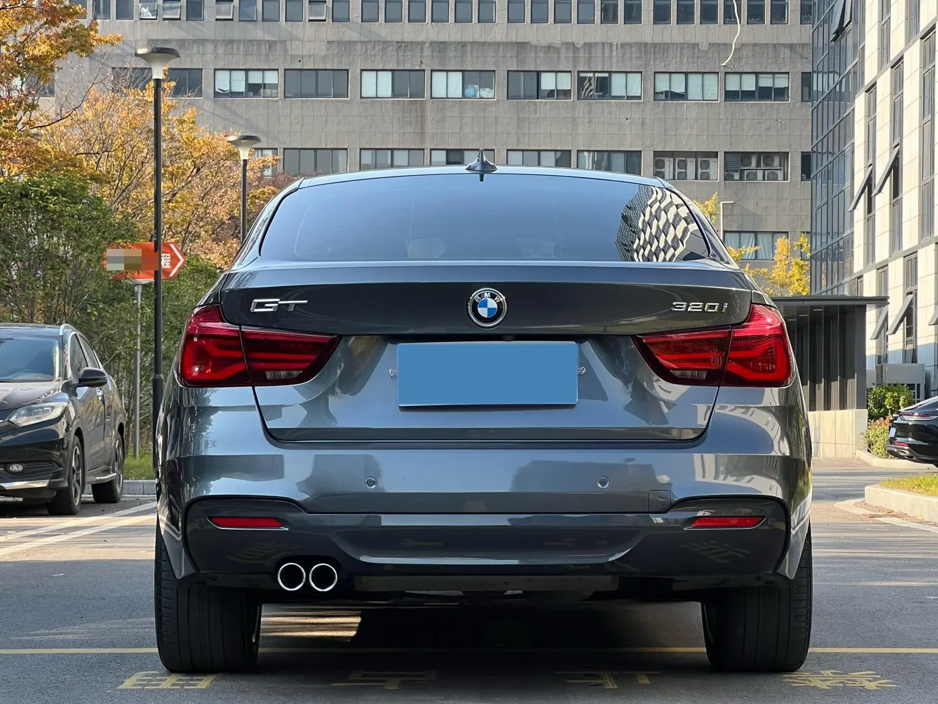 2019 BMW 3 thumbnail 4