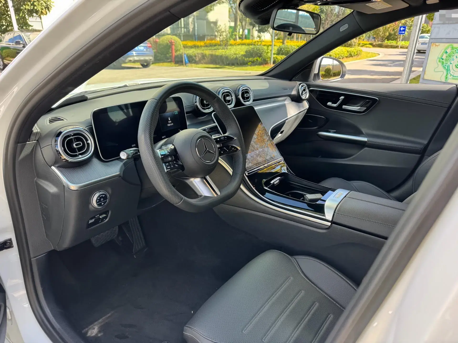 2023 MERCEDES-BENZ C thumbnail 4