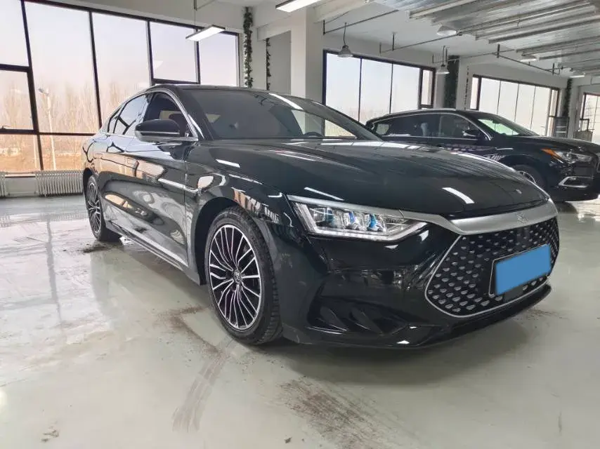 2022 BYD HAN thumbnail 3