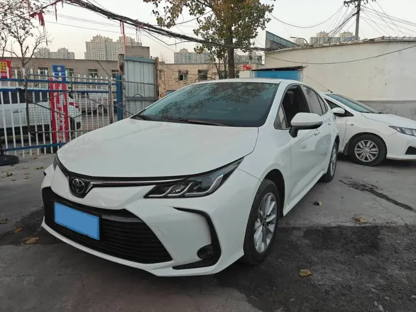 2021 TOYOTA COROLLA view 1