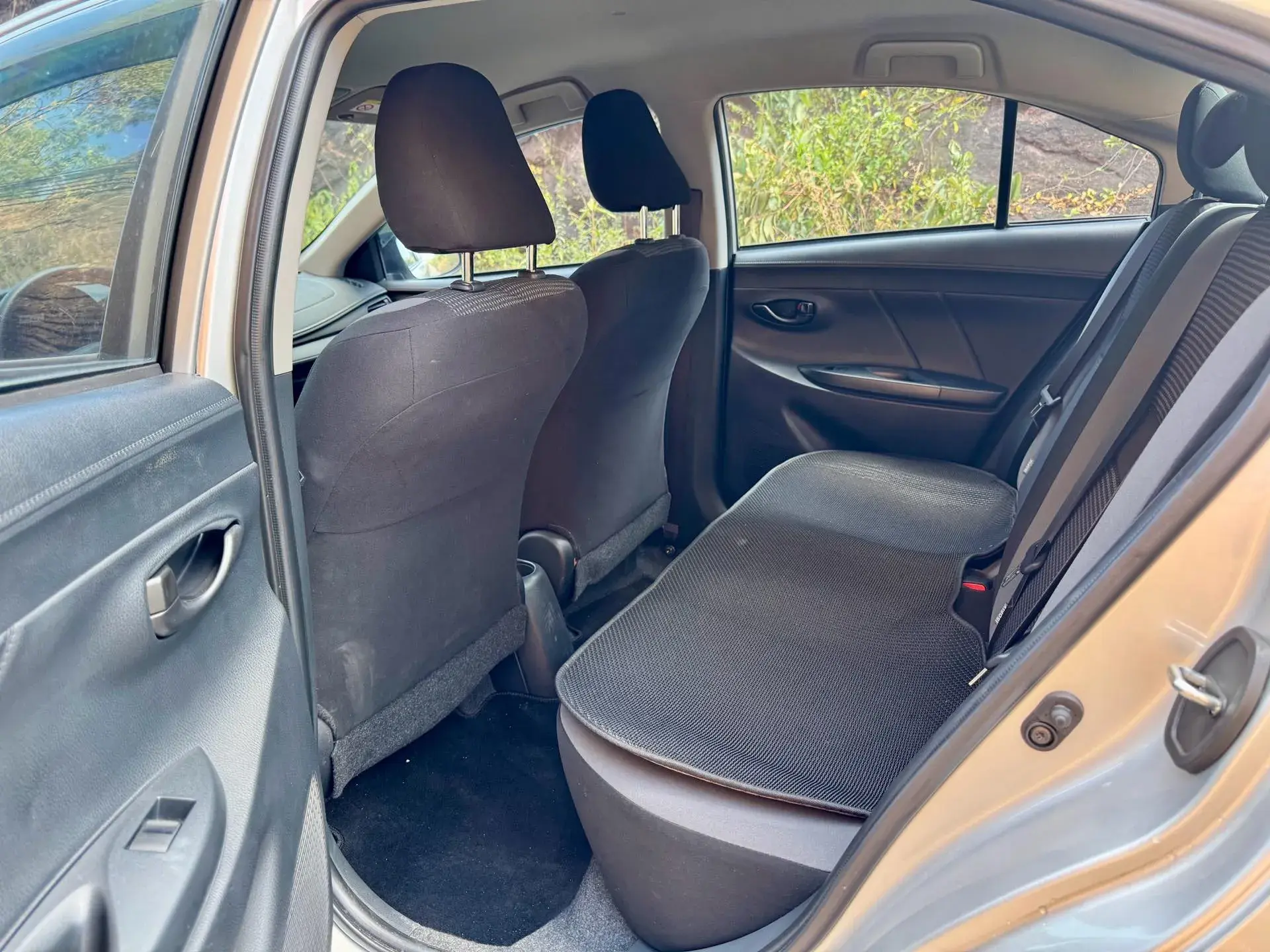 2021 TOYOTA VIOS thumbnail 4