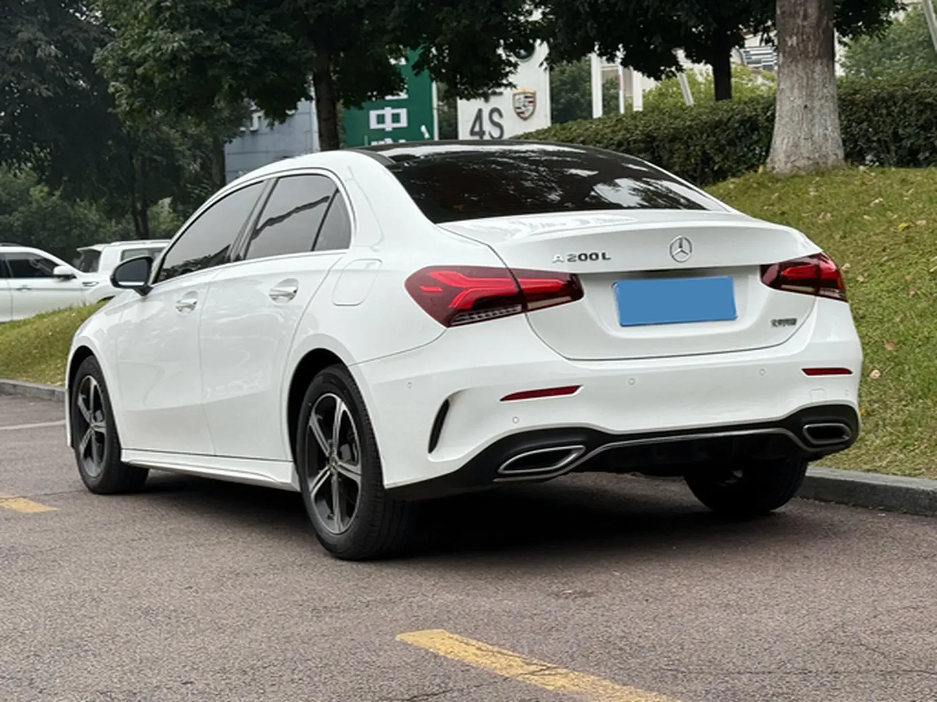 2022 MERCEDES-BENZ A thumbnail 3