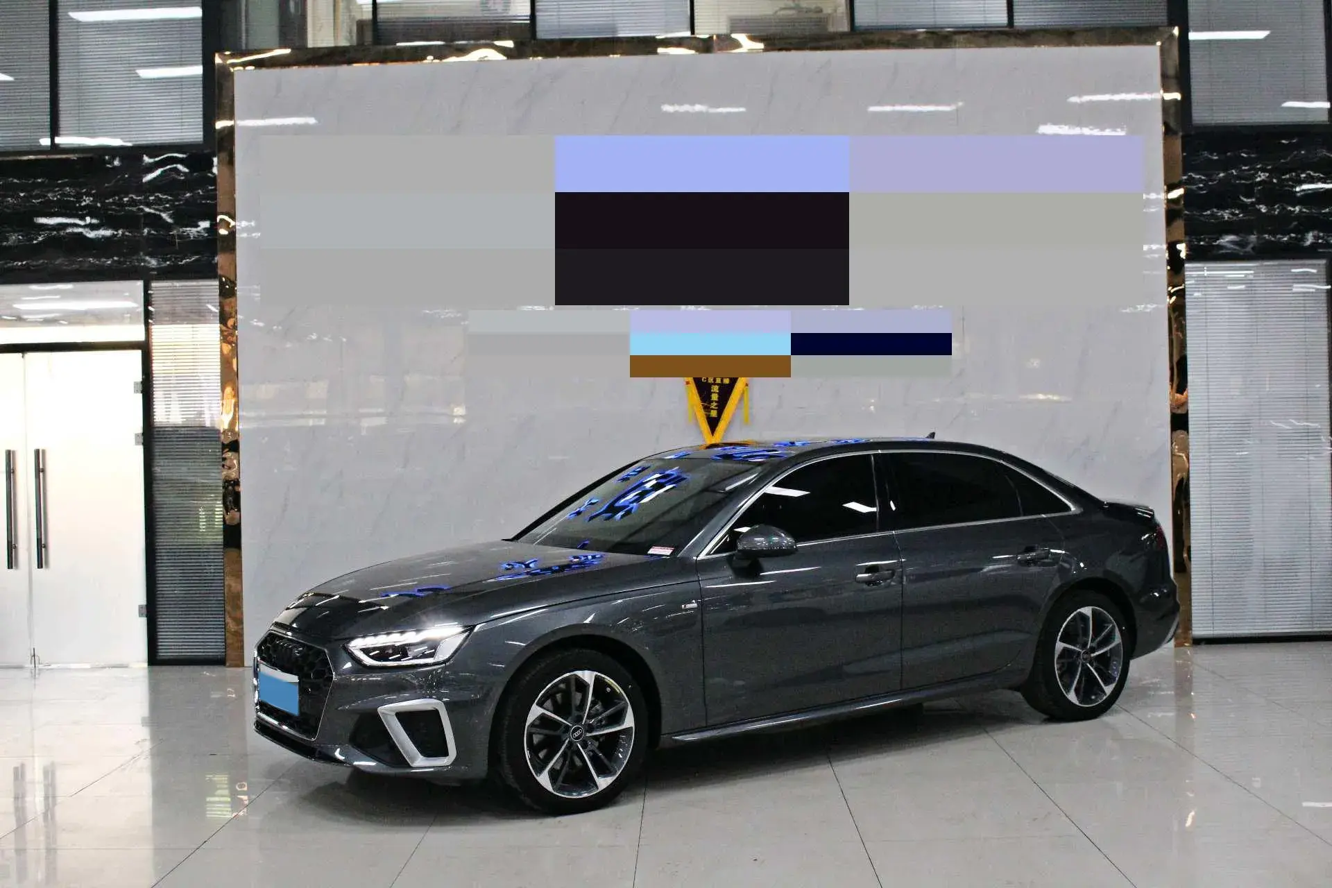 2022 AUDI A4L view 1