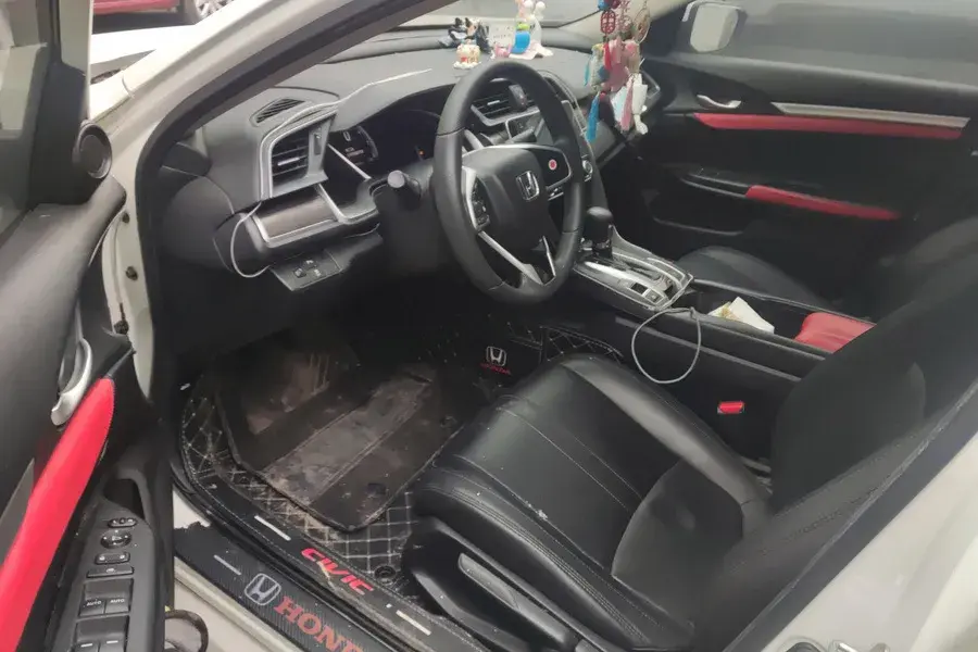 2019 HONDA CIVIC thumbnail 4