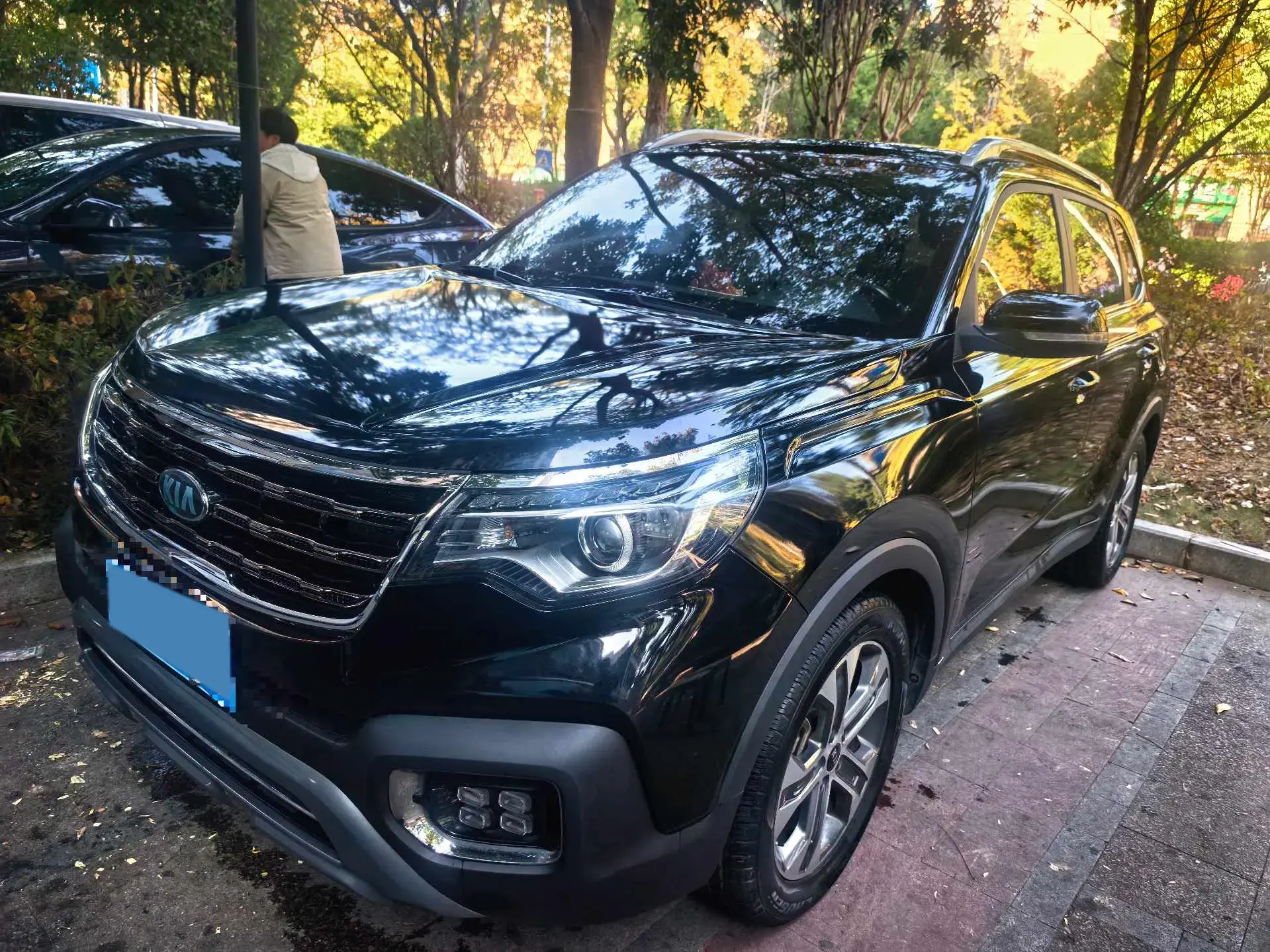 2019 KIA SPORTAGE view 1