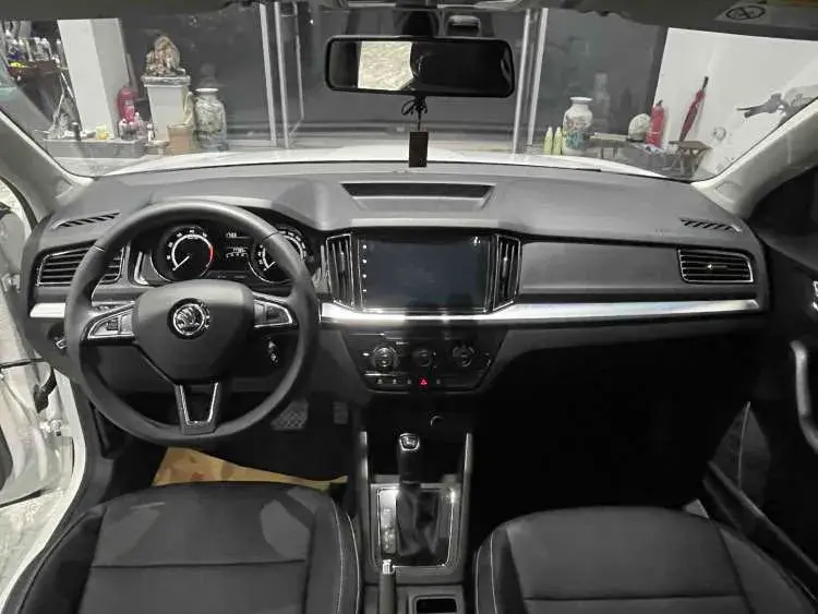 2024 SKODA KAMIQ thumbnail 4