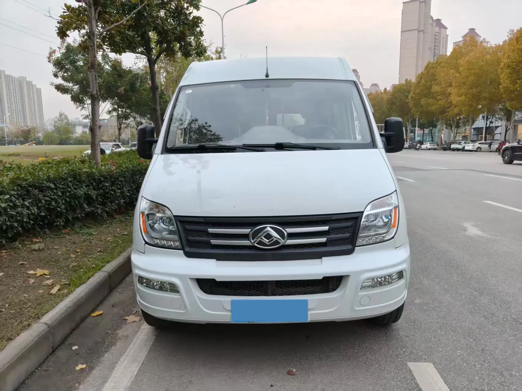 2023 MAXUS XINTU thumbnail 2