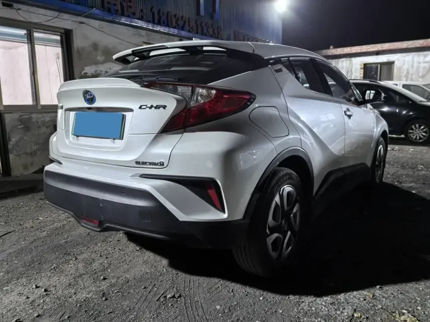 2020 Toyota C-HR EV BEV 54.3KWH,autocango,china used car exporter,china ev exporter,chinese used car exporter,chinese used ev exporter