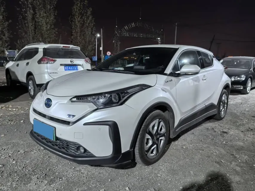 2020 Toyota C-HR EV BEV 54.3KWH,autocango,china used car exporter,china ev exporter,chinese used car exporter,chinese used ev exporter
