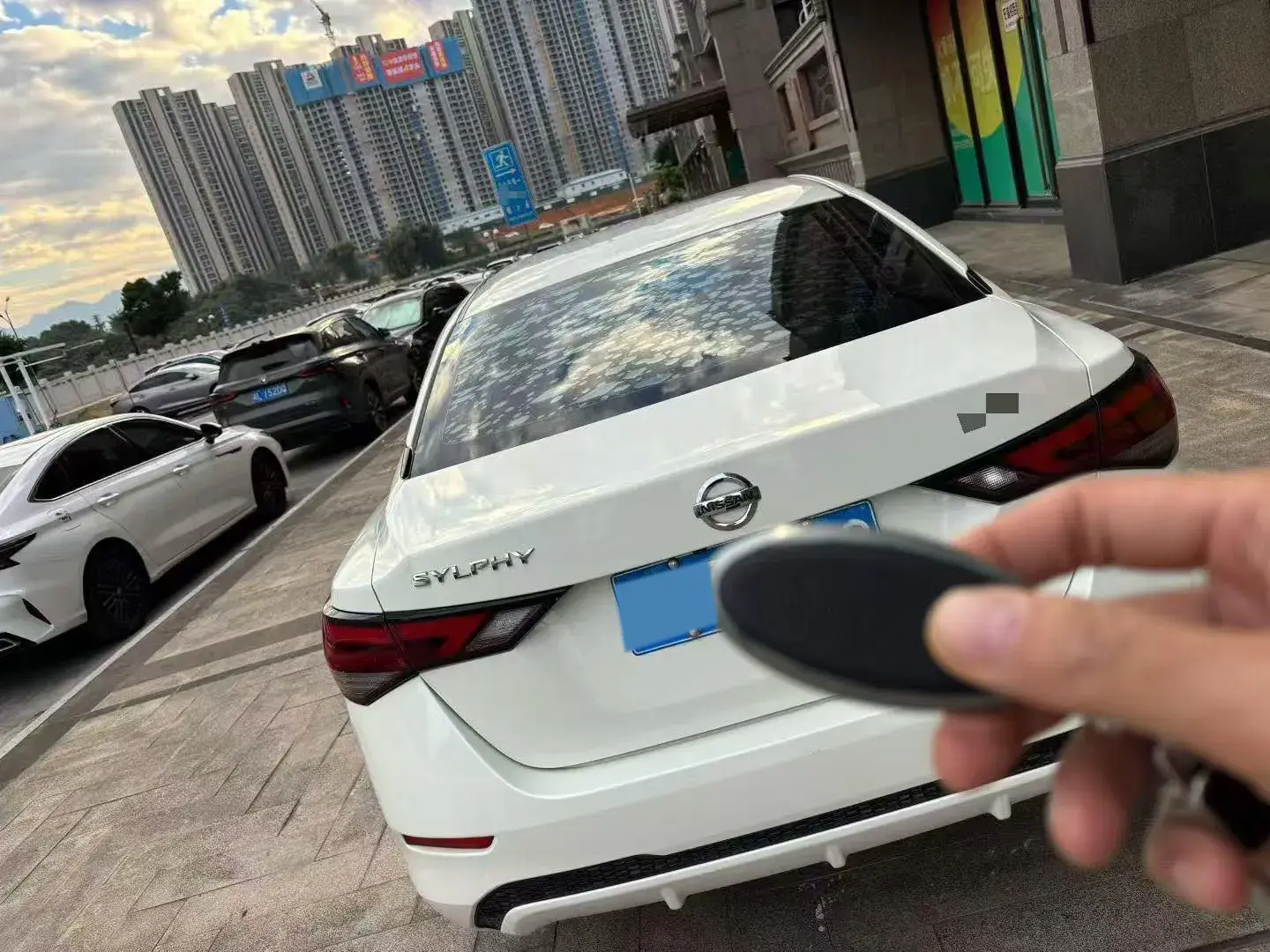 2021 NISSAN SYLPHY thumbnail 3