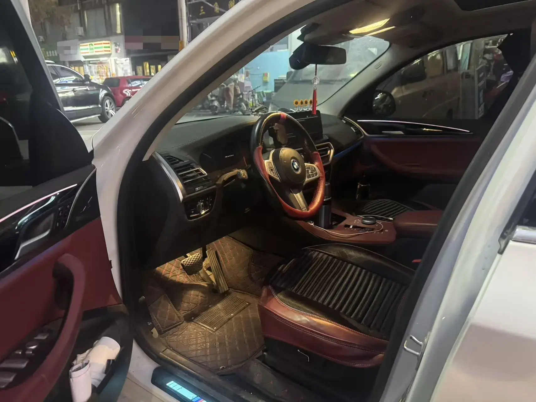 2024 BMW IX3 thumbnail 3