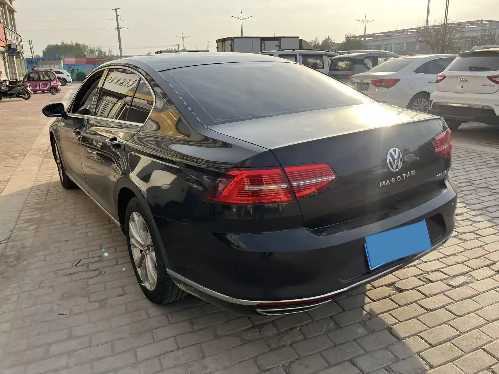 2018 VOLKSWAGEN MAGOTAN thumbnail 2