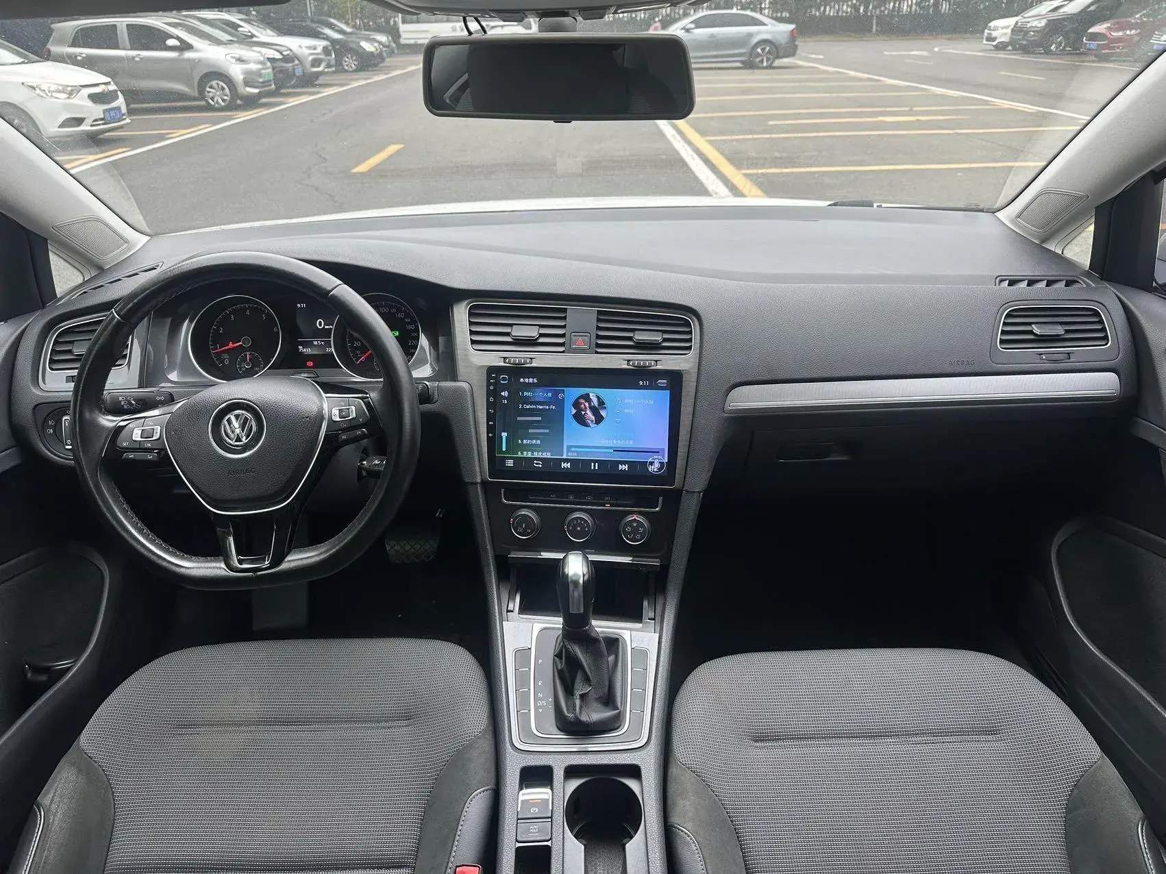 2018 VOLKSWAGEN GOLF thumbnail 2