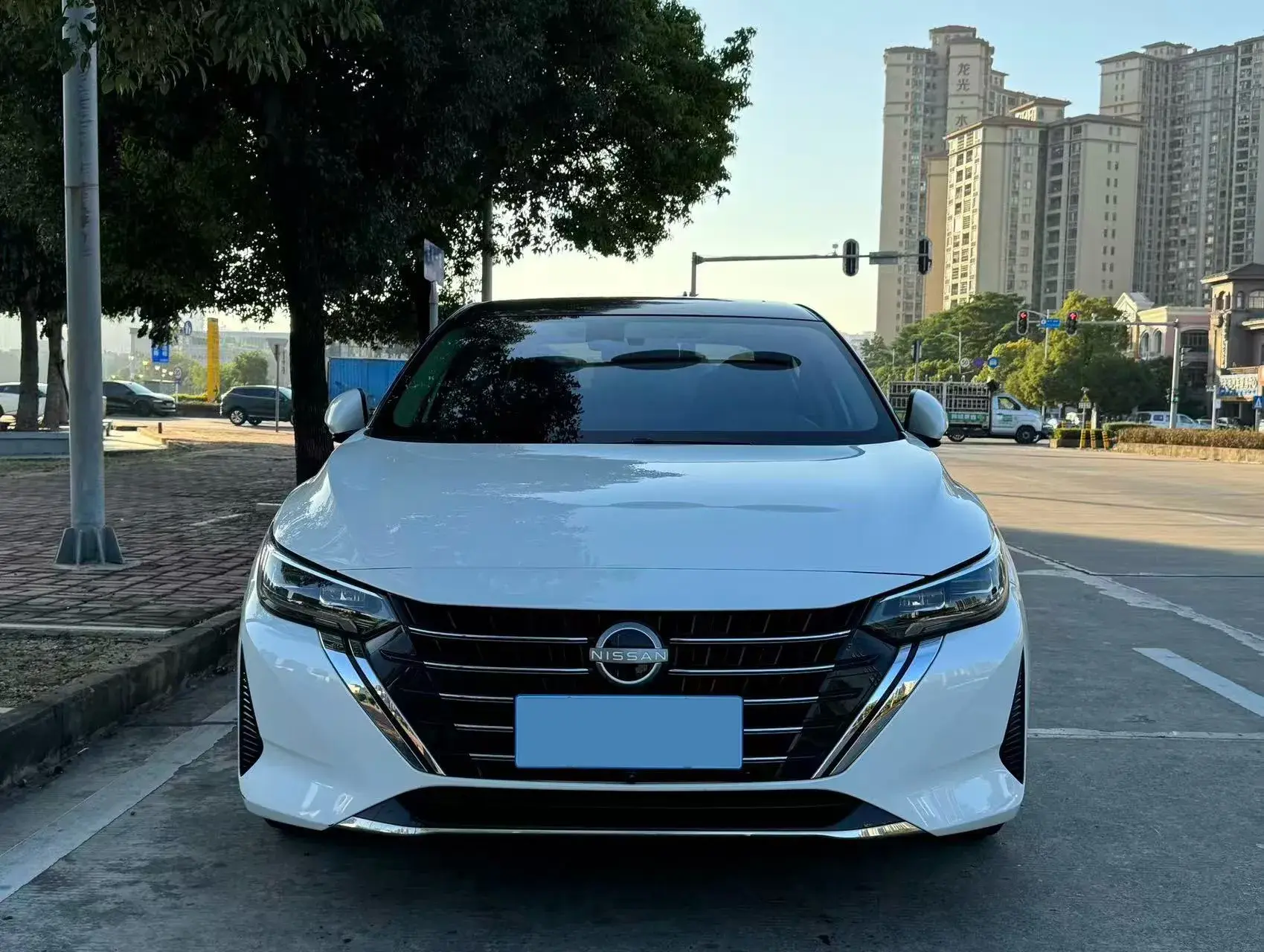 2023 NISSAN SYLPHY thumbnail 2