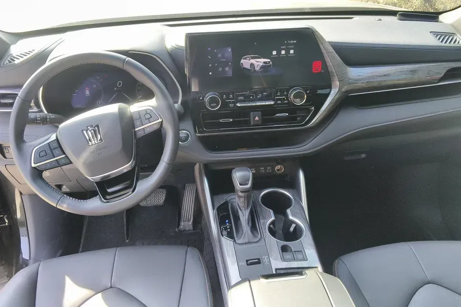 2024 Toyota Crown Kluger 2.5L 189HP L4 E-CVT Hybrid,autocango,china used car exporter,china ev exporter,chinese used car exporter,chinese used ev exporter