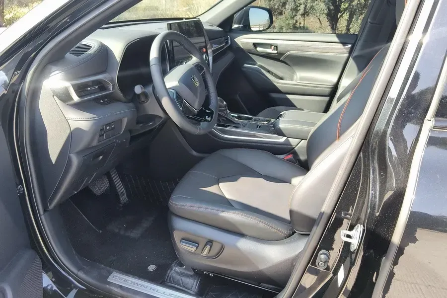 2024 Toyota Crown Kluger 2.5L 189HP L4 E-CVT Hybrid,autocango,china used car exporter,china ev exporter,chinese used car exporter,chinese used ev exporter