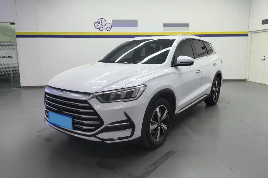 2022 BYD SONG view 1