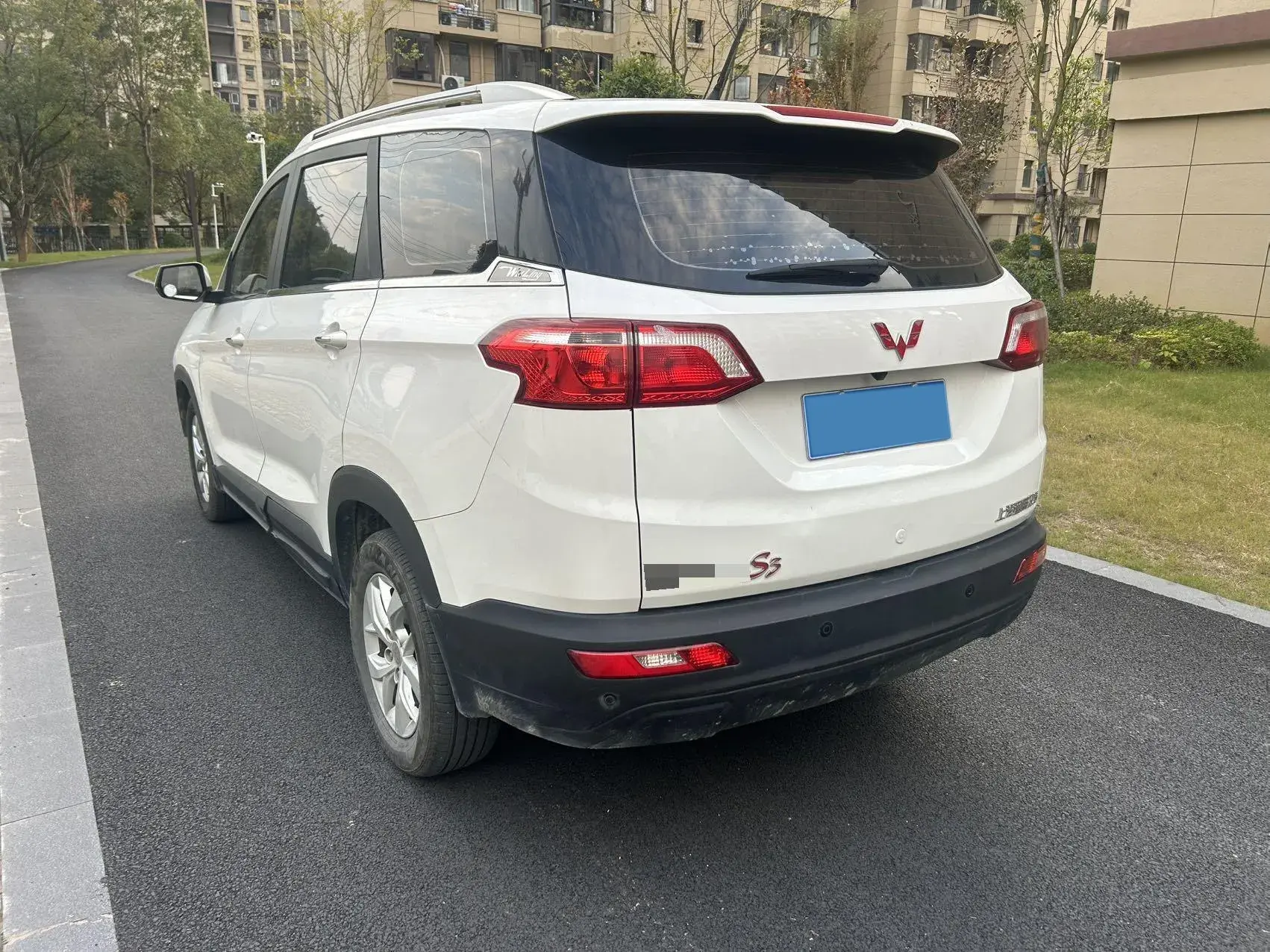 2018 WULING HONGGUANG thumbnail 4