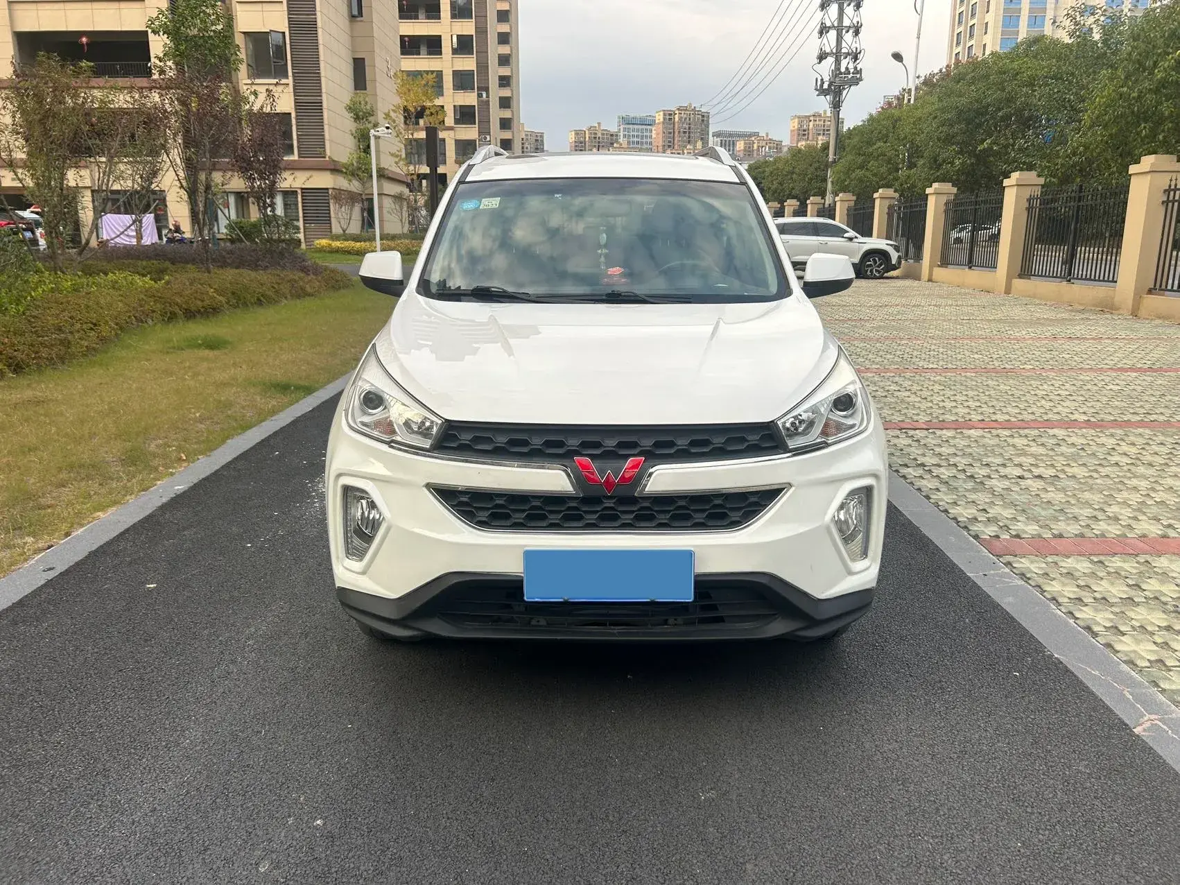 2018 WULING HONGGUANG thumbnail 2
