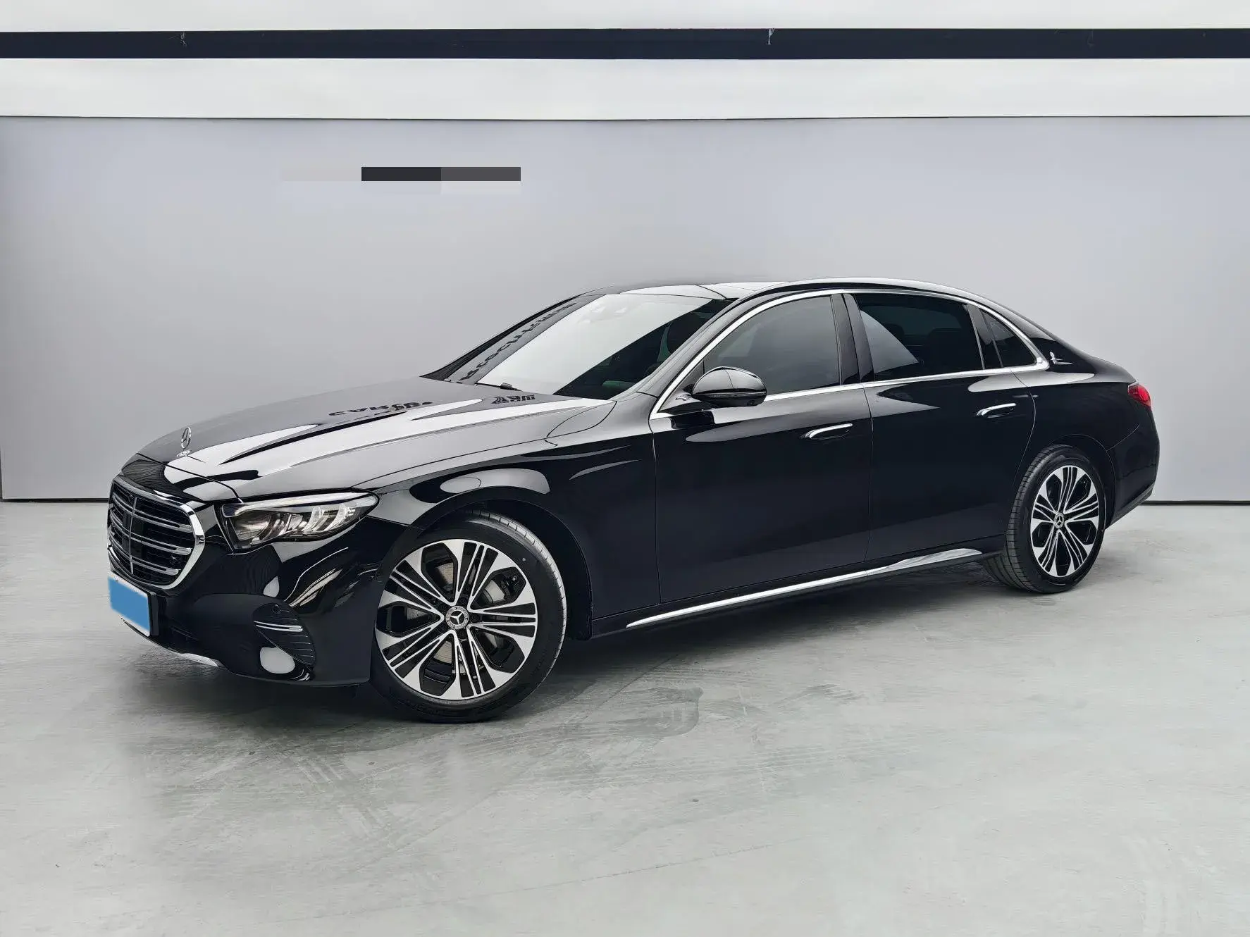 2025 MERCEDES-BENZ E view 1