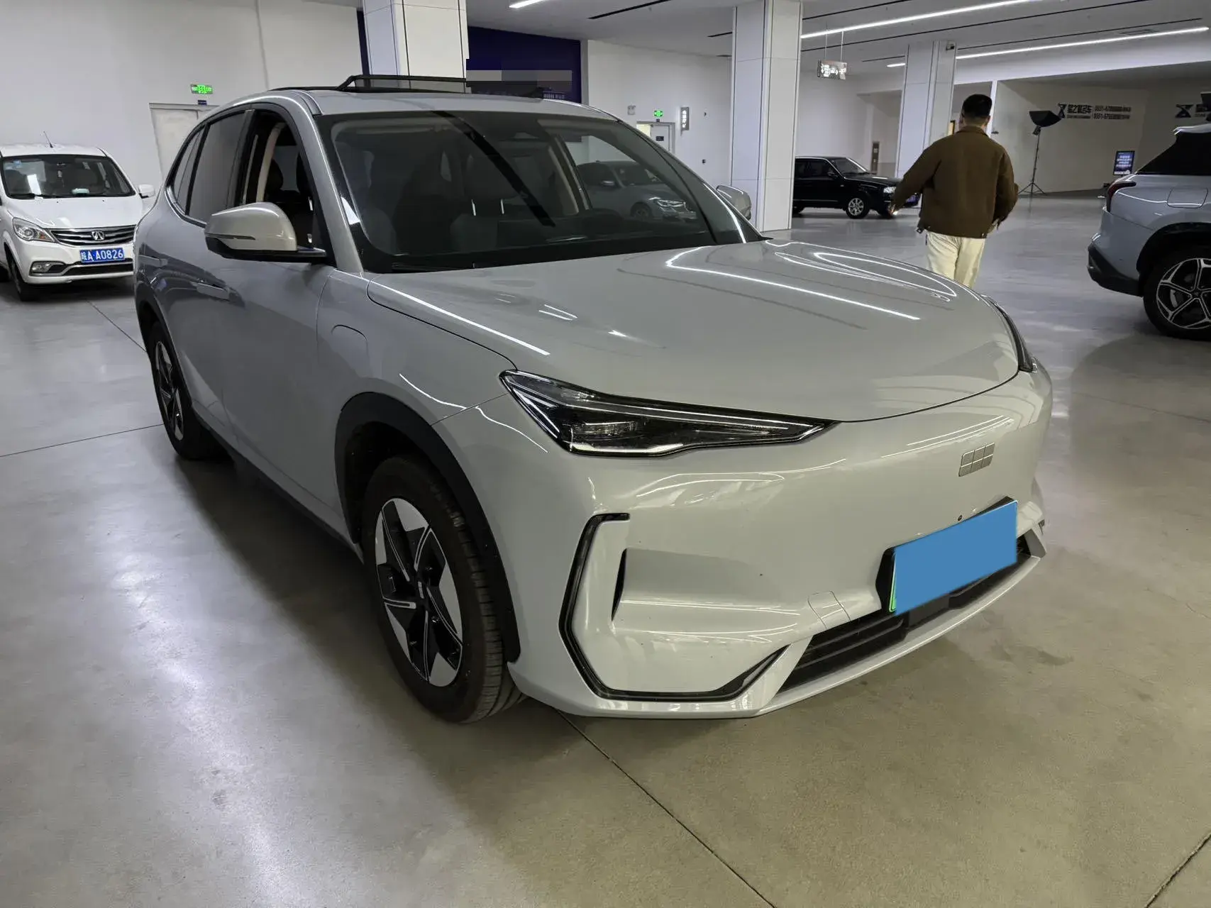 2024 GEELY GALAXY thumbnail 3