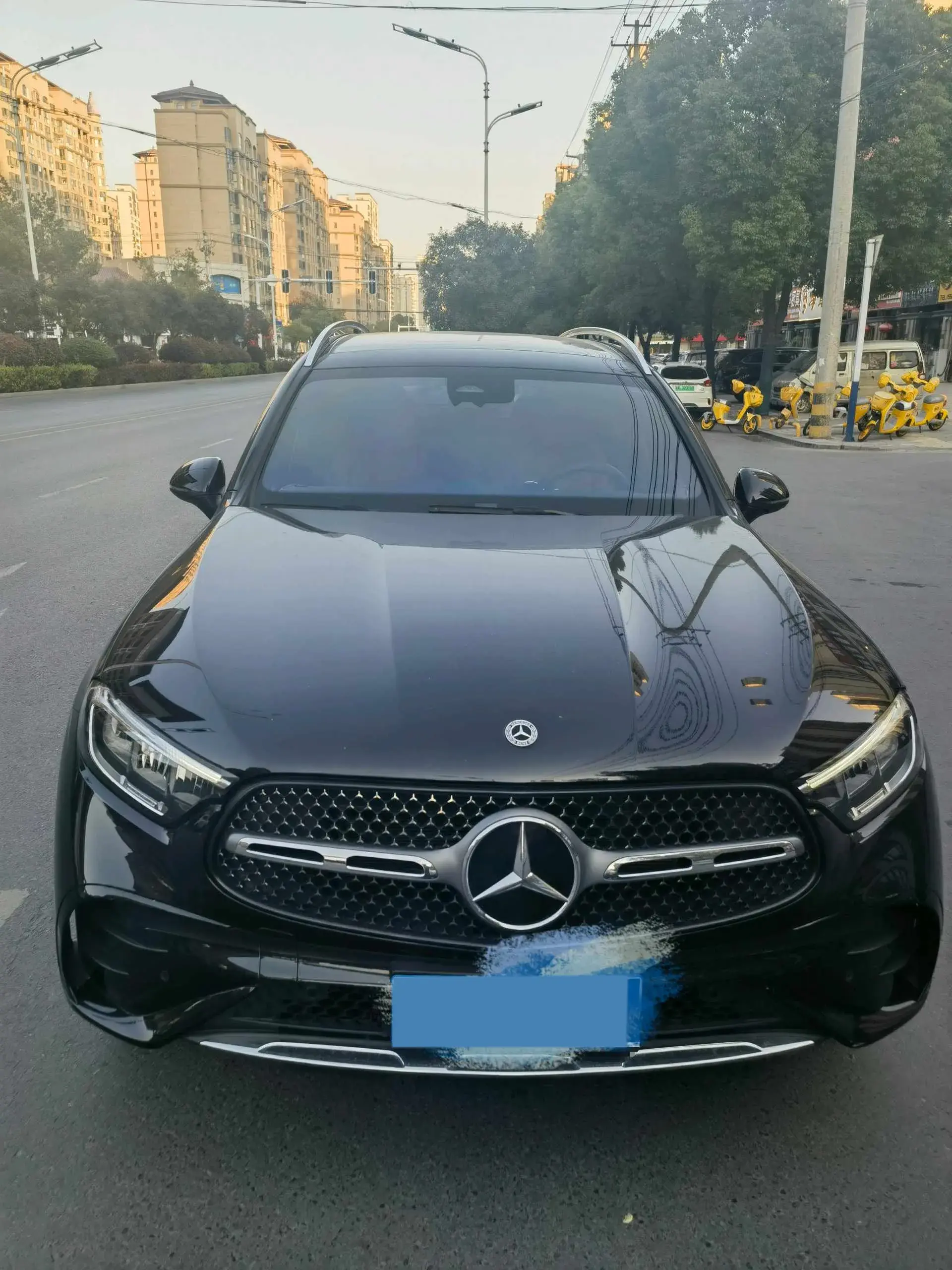 2023 MERCEDES-BENZ GLC thumbnail 2