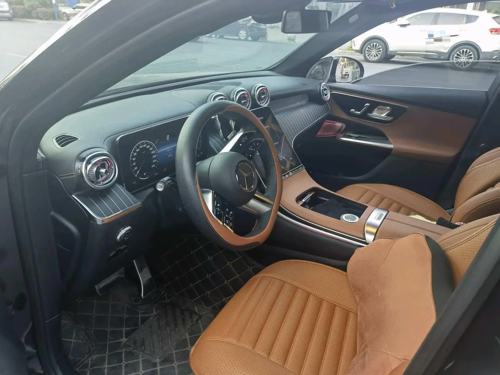 2023 MERCEDES-BENZ GLC thumbnail 4