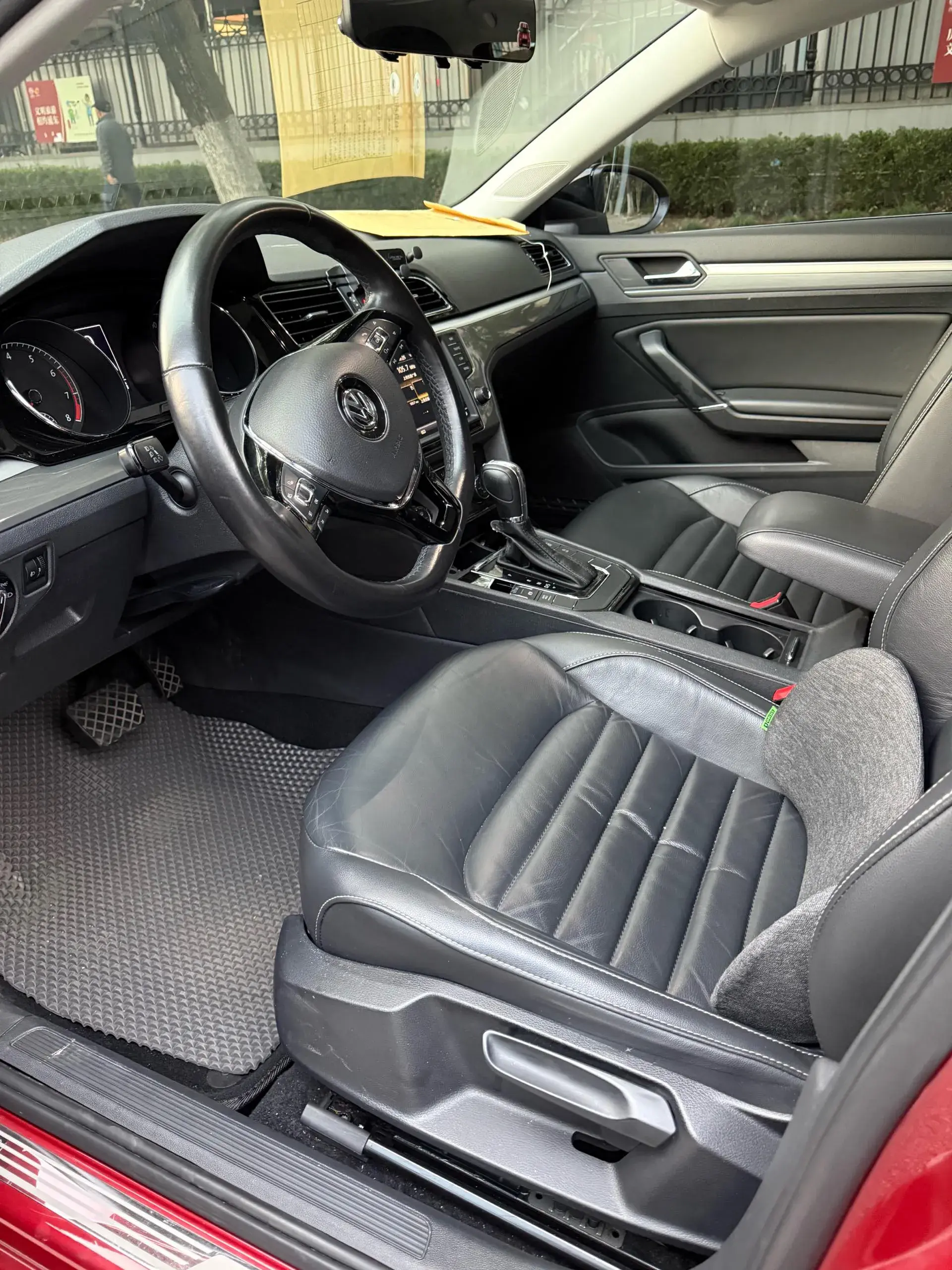 2018 VOLKSWAGEN LAMANDO thumbnail 4