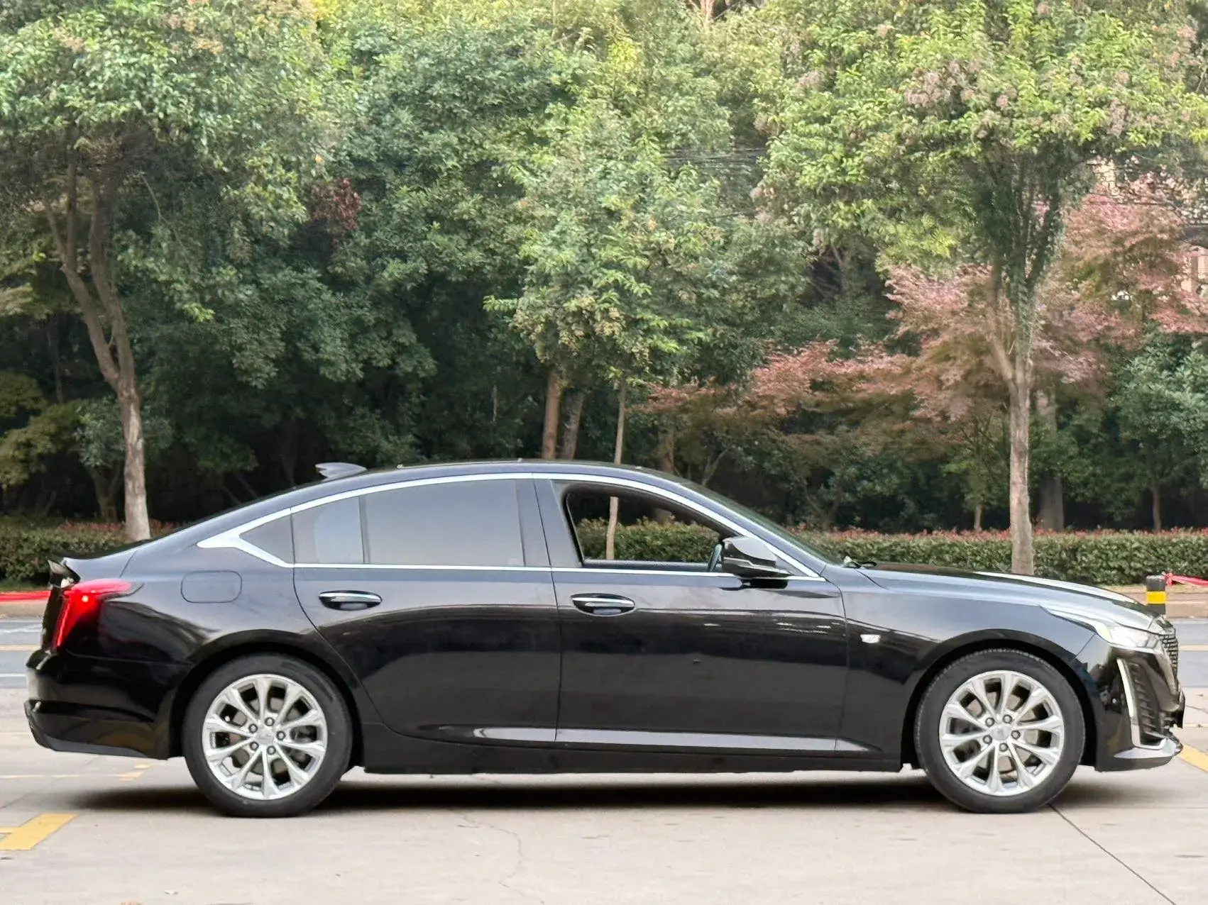 2021 CADILLAC CT5 thumbnail 3