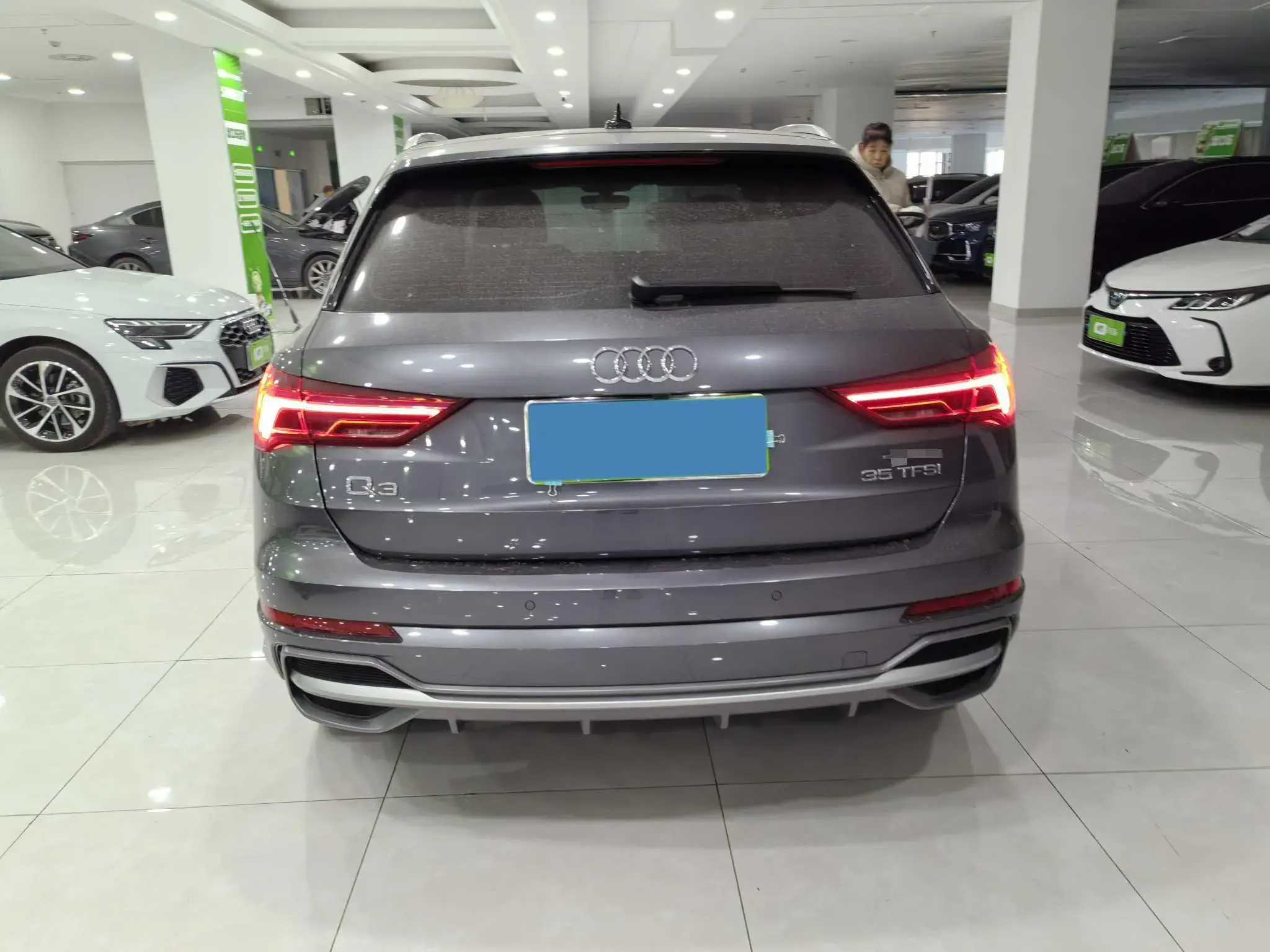 2021 AUDI Q3 thumbnail 2