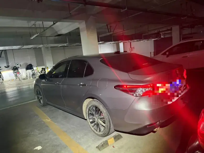 2021 TOYOTA CAMRY thumbnail 4