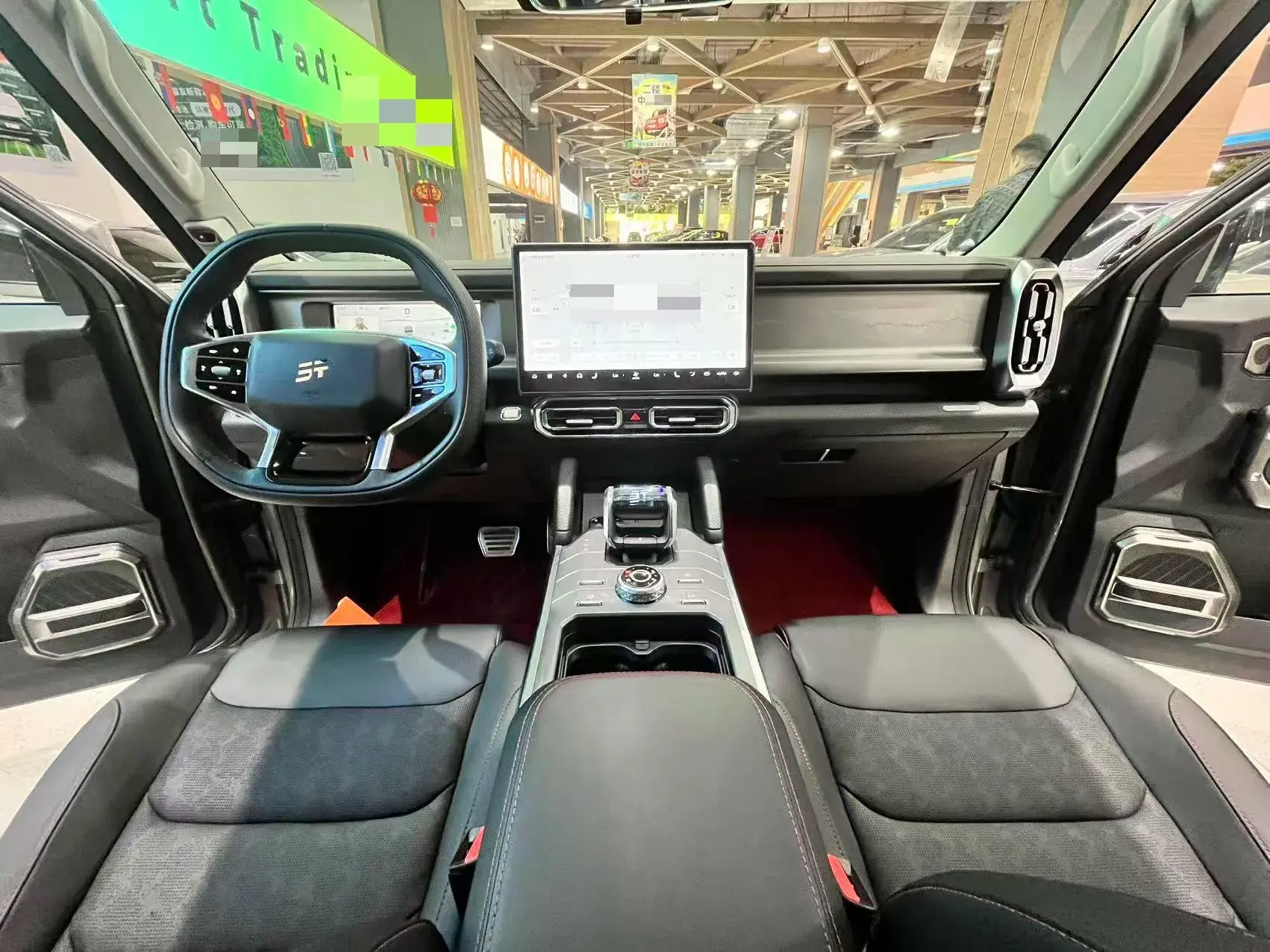 2024 JETOUR TRAVELLER thumbnail 3